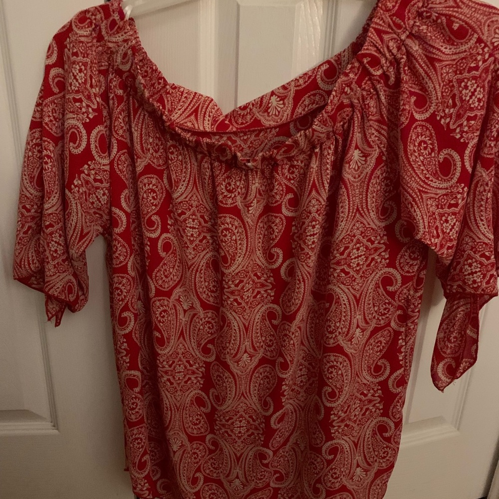 Red and White Open Shoulder Top